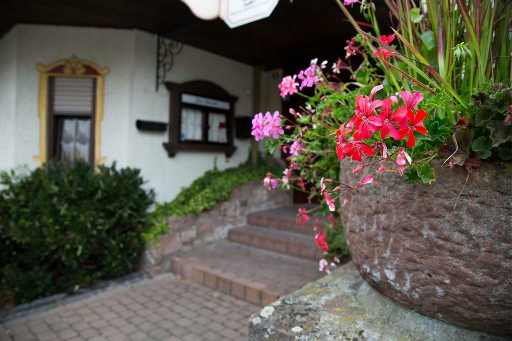 Bimbach Traditionsgasthof Zum Luedertal מראה חיצוני תמונה