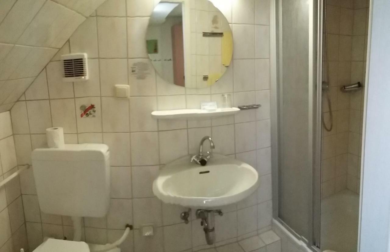 Bimbach Traditionsgasthof Zum Luedertal מראה חיצוני תמונה